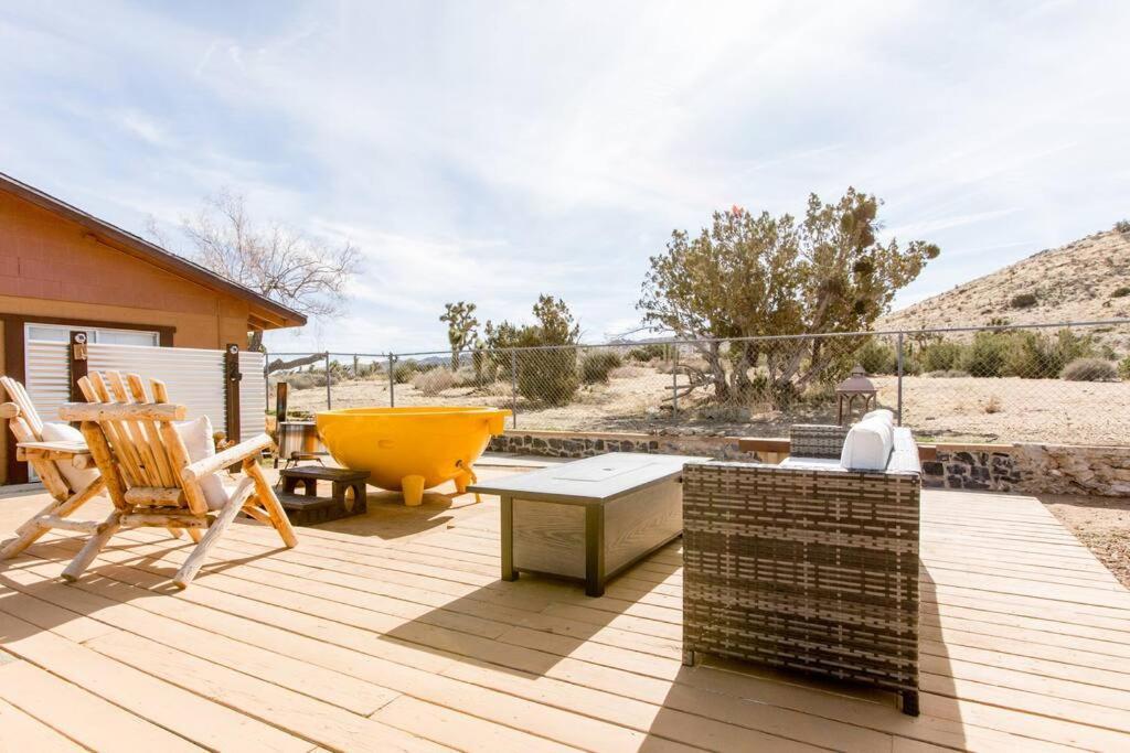 Jt'S Star Catcher Cabin - Hot Tub Yucca Valley Eksteriør bilde